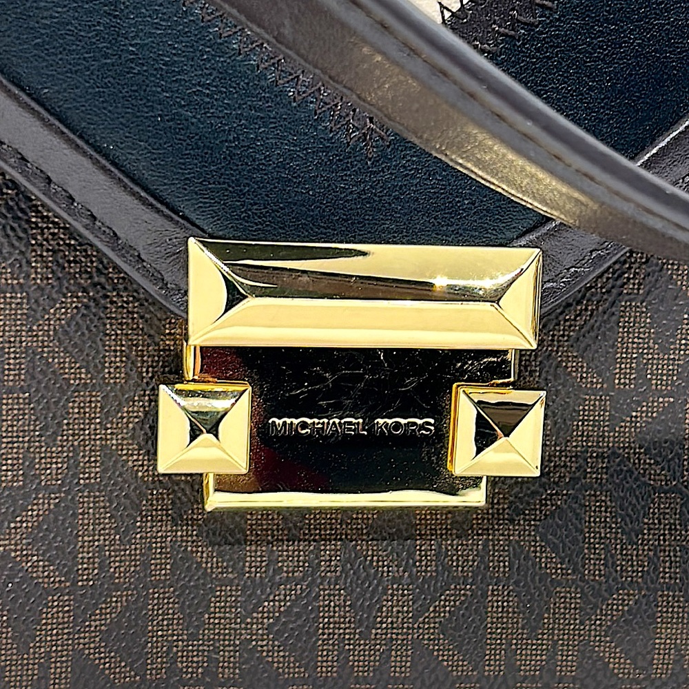 Michael Kors Authentic MK Logo Brown Leather Crossbody Purse Bag With Gold Chain - Picture 3 of 6